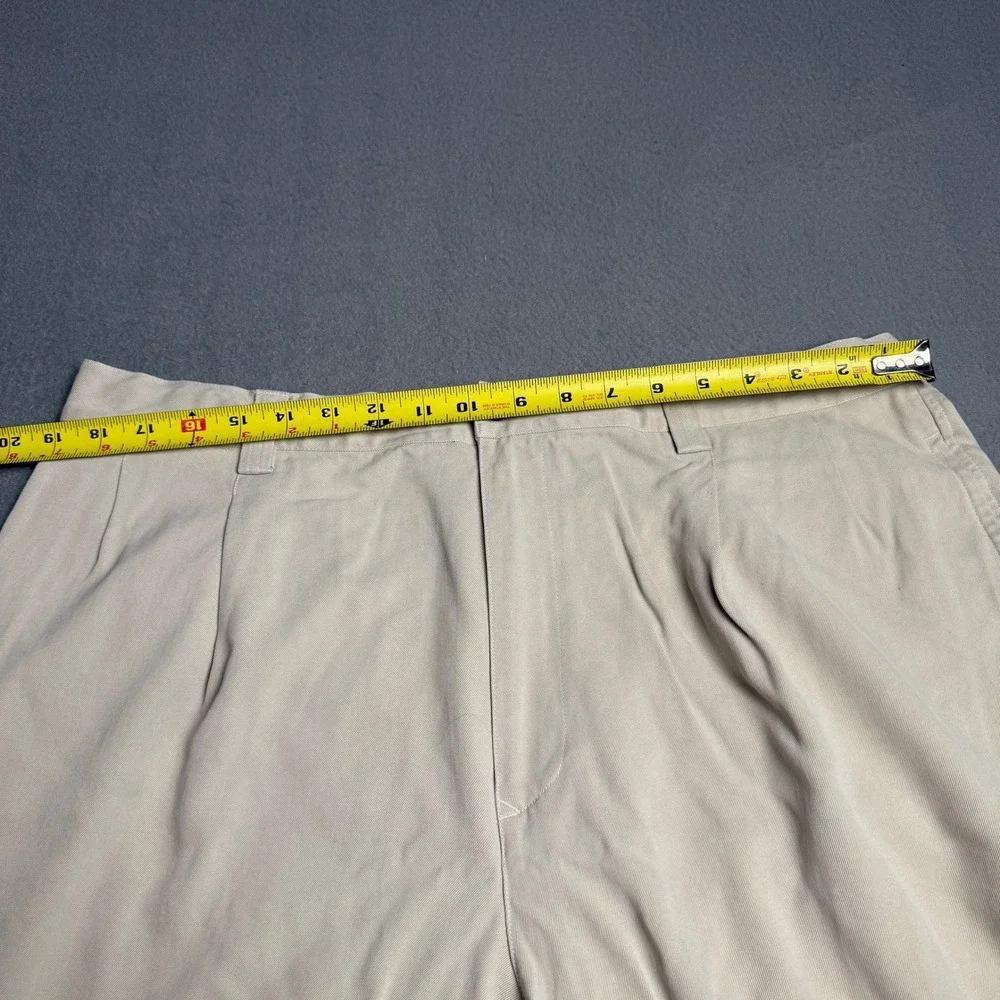 Tommy Bahama Relax Mens 40 Tan 100% Silk Pleated Front Casual Walking Shorts